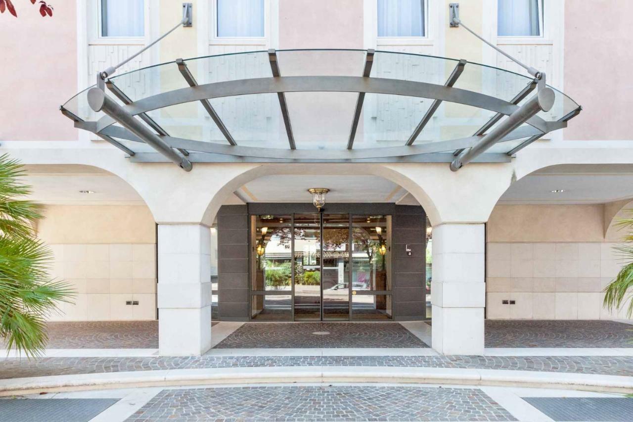 Hotel Leon d'Oro Rovereto  Exterior foto